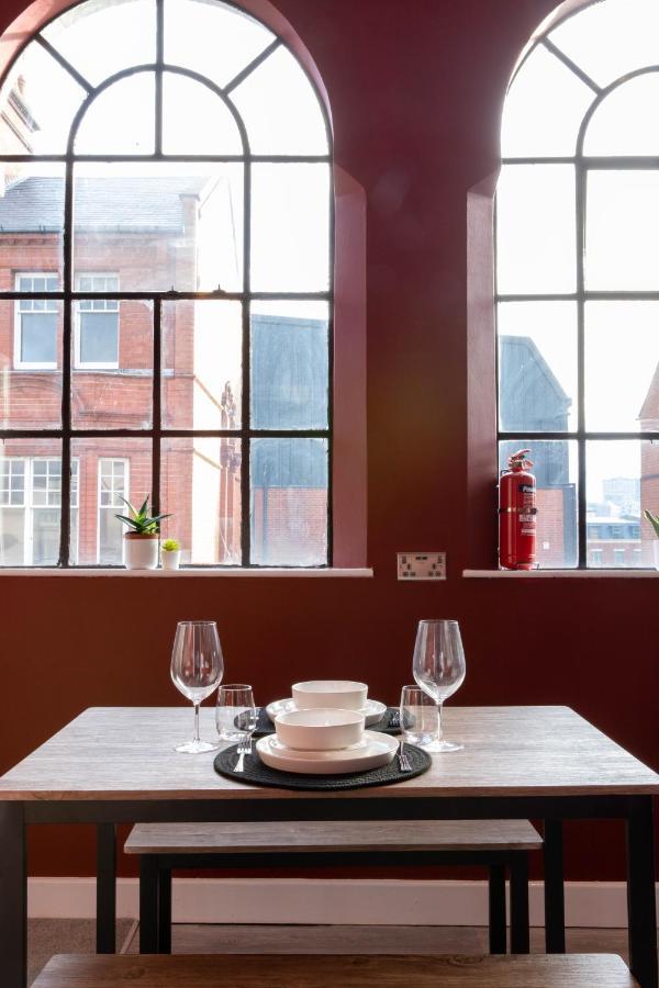 Stylish Jewellery Quarter Apartment Sleeps 4 伯明翰 外观 照片