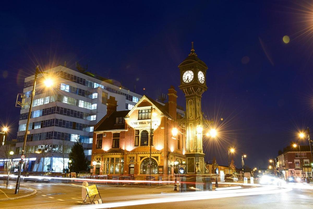 Stylish Jewellery Quarter Apartment Sleeps 4 伯明翰 外观 照片