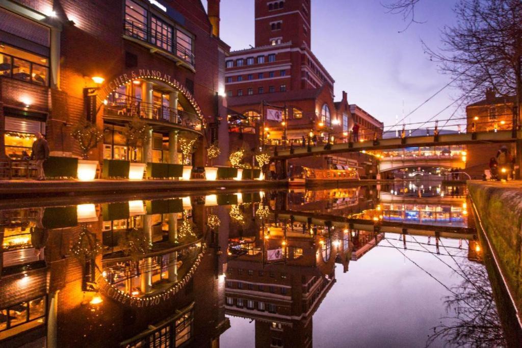 Stylish Jewellery Quarter Apartment Sleeps 4 伯明翰 外观 照片